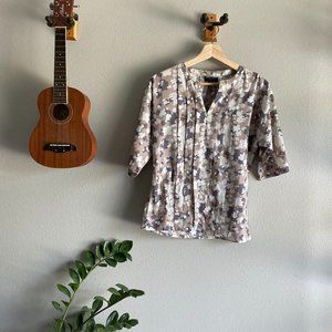 3/$25 Banana Republic Mid-sleeved Shirt